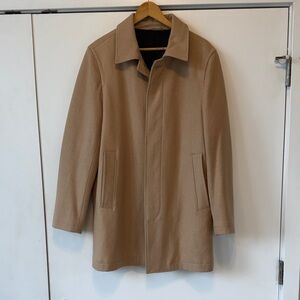 GAP Men's Classic Tan Trench Coat